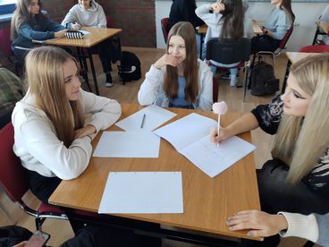 Młodzież z I LO rozmawiała o walce z uzależnieniem